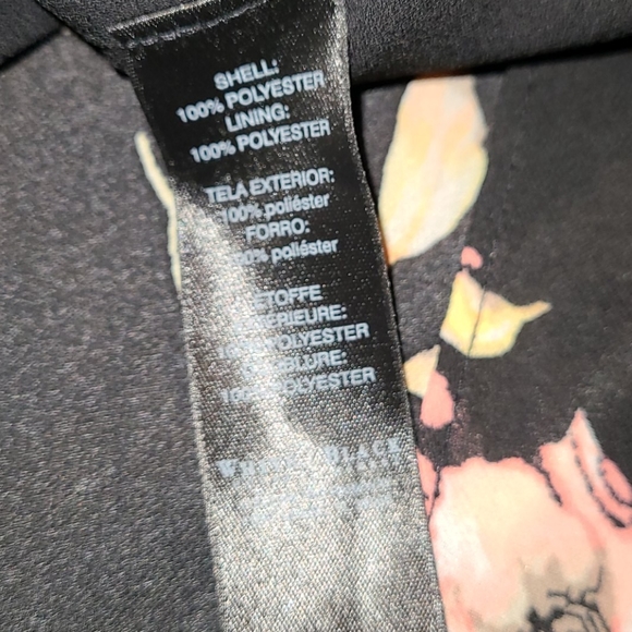 EUC WHBM Floral Dress - Picture 7 of 7